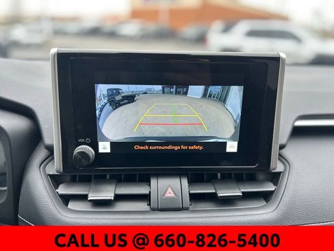 Used 2025 Toyota RAV4 XLE image 16