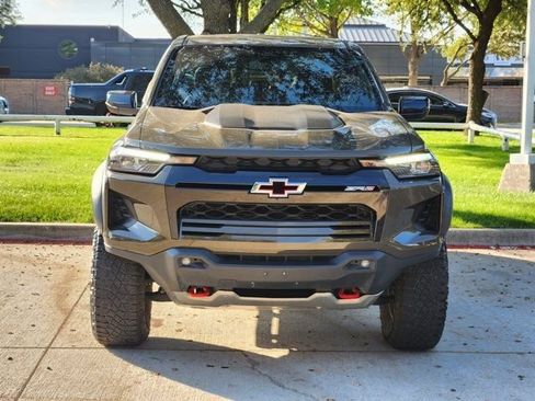 Used 2023 Chevrolet Colorado ZR2 w/ ZR2 Convenience Package III image 10