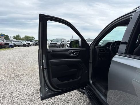 Used 2023 Chevrolet Tahoe RST w/ Luxury Package AWD/4WD image 23