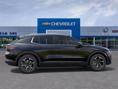 New 2026 Chevrolet Equinox EV LT image 5