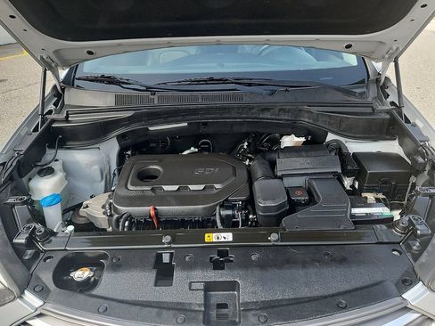 Used 2018 Hyundai Santa Fe Sport AWD/4WD image 21