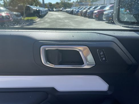 New 2025 Ford Bronco 2-Door w/ Sasquatch Package image 36