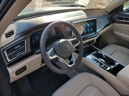 New 2026 Volkswagen Atlas SEL image 20