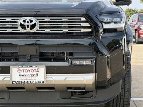 New 2025 Toyota 4Runner Limited image 8