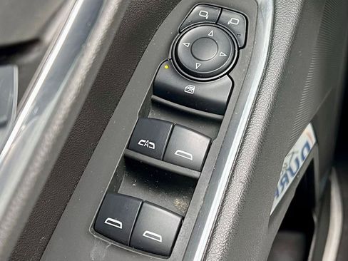 Used 2024 GMC Sierra 1500 SLE image 26