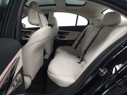 Certified 2026 Mercedes-Benz E 350 4MATIC Sedan image 27