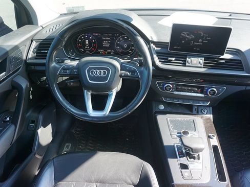 Used 2018 Audi Q5 2.0T Premium Plus w/ Premium Plus Package AWD/4WD image 5
