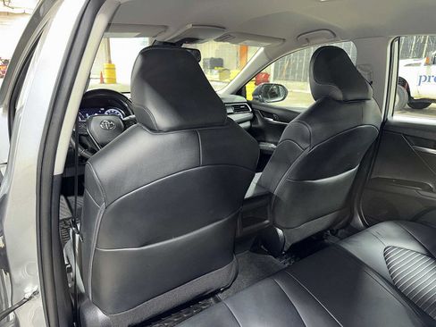 Used 2023 Toyota Camry SE w/ Convenience Package AWD/4WD image 27