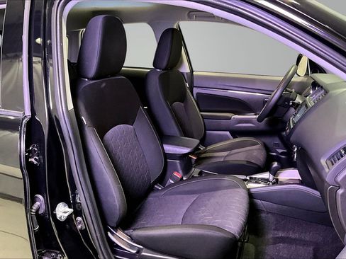 Used 2025 Mitsubishi Outlander Sport AWD image 28