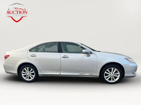 Used 2011 Lexus ES 350 FWD image 4