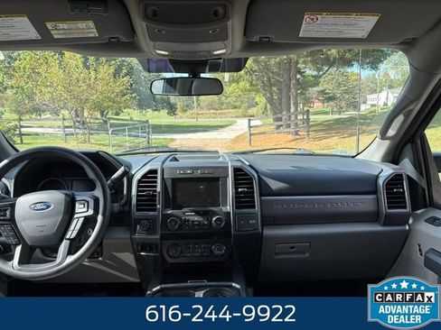 Used 2022 Ford F250 XLT w/ XLT Premium Package AWD/4WD image 4