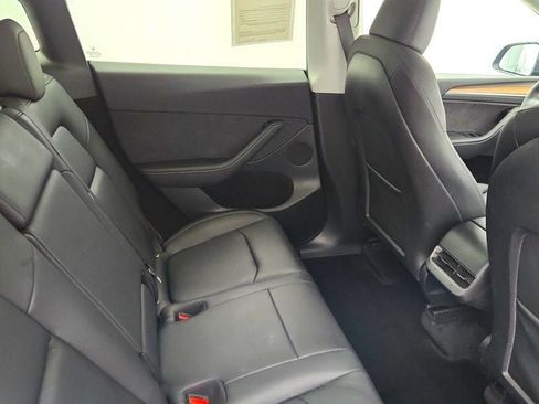 Used 2023 Tesla Model Y AWD image 26