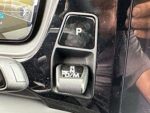 Used 2025 Porsche Cayenne GTS image 24