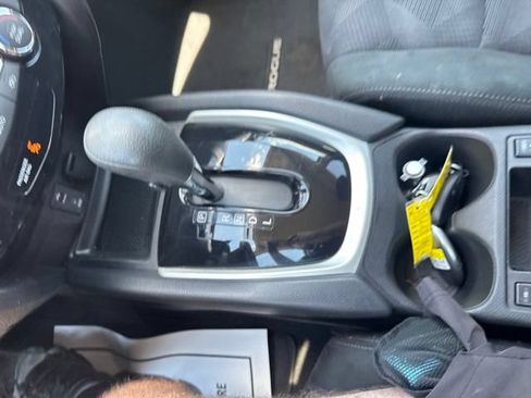 Used 2016 Nissan Rogue SV w/ SV Premium Package FWD image 21