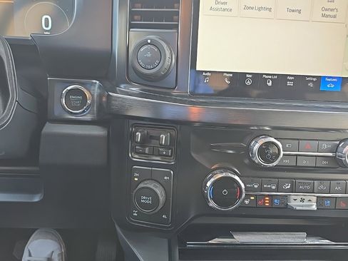 Used 2025 Ford F350 Lariat w/ Lariat Ultimate Package image 21