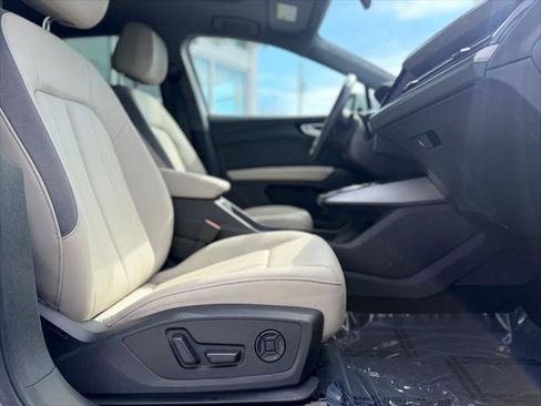 Certified 2024 Audi Q4 e-tron Premium Plus RWD image 21