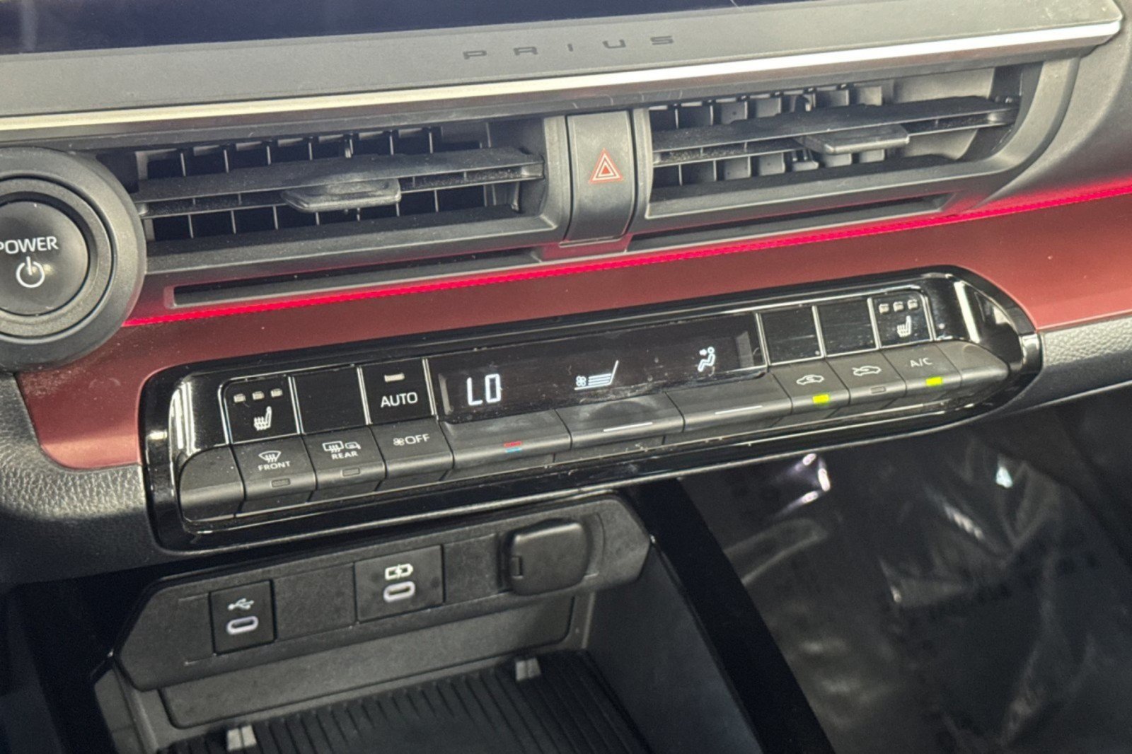 Certified 2024 Toyota Prius Prime FWD image 19