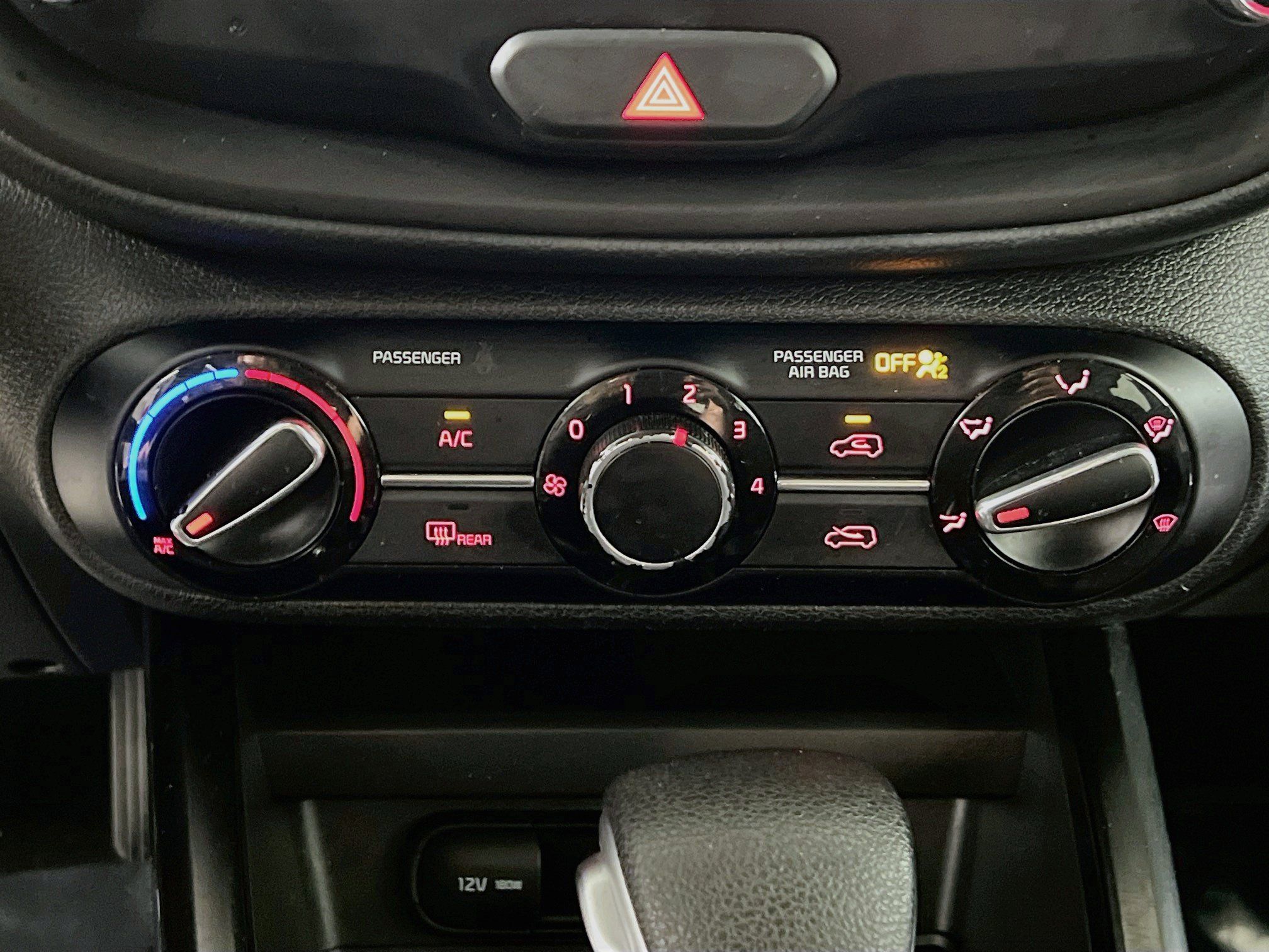 Used 2022 Kia Soul LX w/ Technology Package FWD image 25