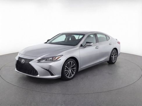 Used 2024 Lexus ES 350 w/ Premium Package image 3