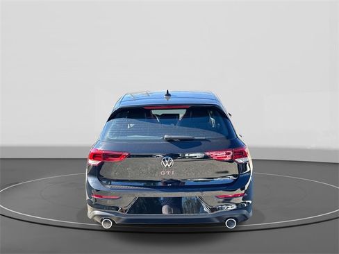 New 2026 Volkswagen GTI SE image 4