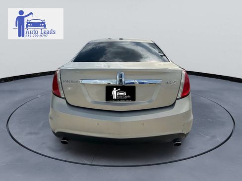 Used 2009 Lincoln MKS image 8