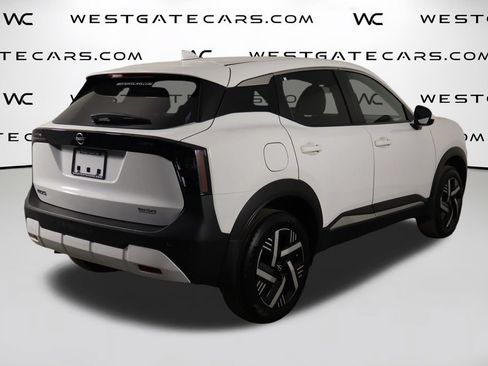 Used 2025 Nissan Kicks SV FWD image 43