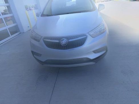 Used 2021 Buick Encore Preferred FWD image 7