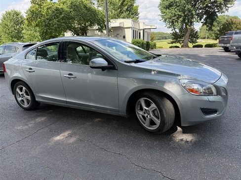 Used 2013 Volvo S60 T5 FWD image 7