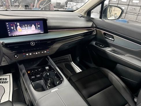 New 2025 Nissan Murano SL image 28