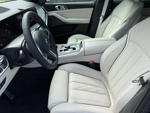 New 2026 BMW X5 M60i w/ Climate Comfort Package AWD/4WD image 13