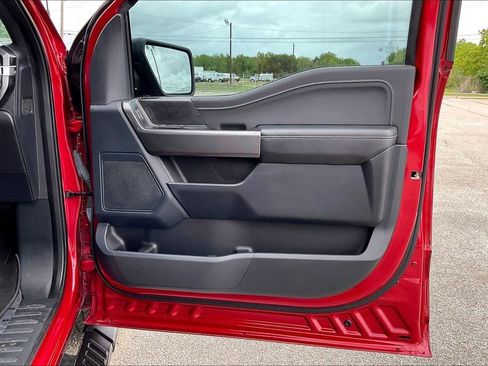 Used 2022 Ford F150 XLT w/ Equipment Group 302A High image 29