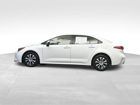 Used 2022 Toyota Corolla LE FWD image 28