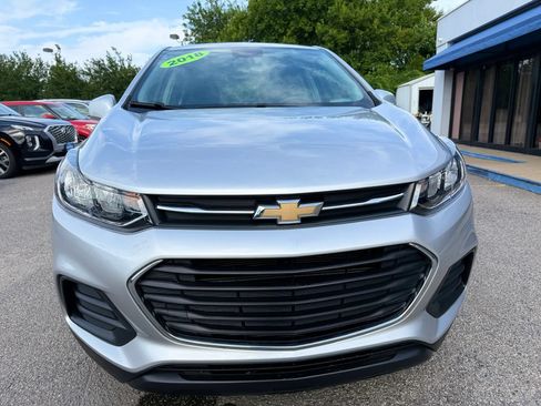 Used 2018 Chevrolet Trax LS AWD/4WD image 5