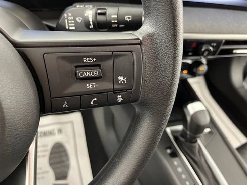 Used 2026 Nissan Kicks SV FWD image 23