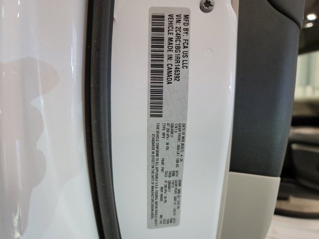Used 2024 Chrysler Pacifica Touring-L FWD image 18