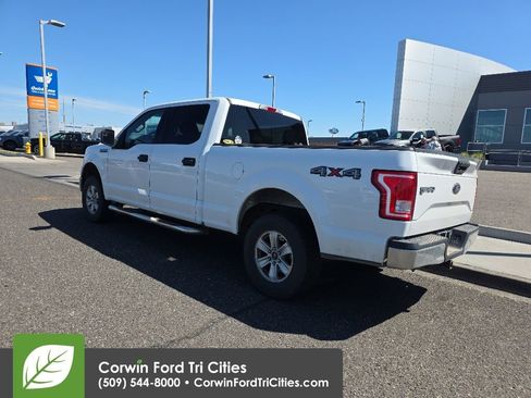 Used 2017 Ford F150 XLT w/ Trailer Tow Package AWD/4WD image 7