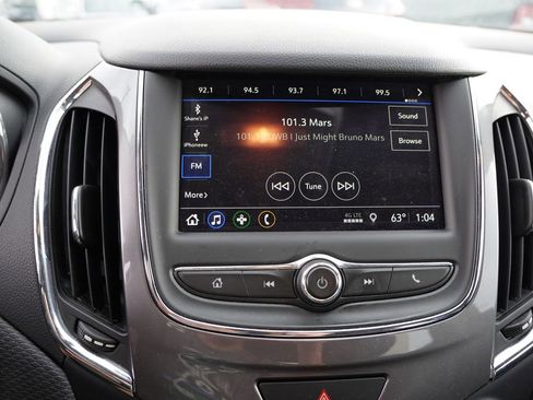 Used 2019 Chevrolet Cruze LT w/ Convenience Package image 5