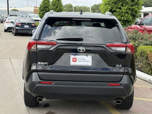 Certified 2023 Toyota RAV4 XLE FWD image 6