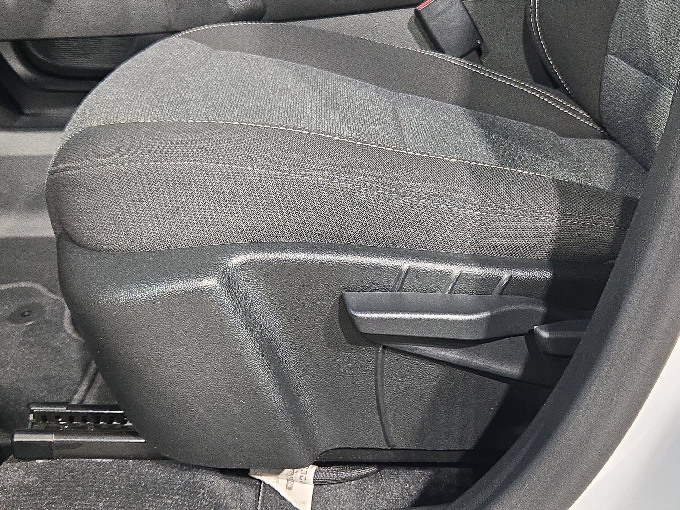 Used 2025 GMC Terrain Elevation AWD/4WD image 23