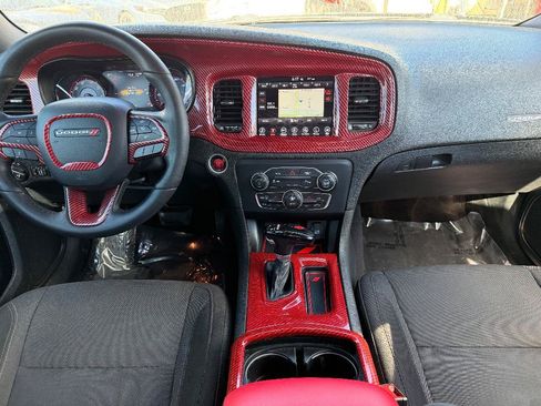 Used 2017 Dodge Charger SXT w/ Blacktop Package RWD image 12