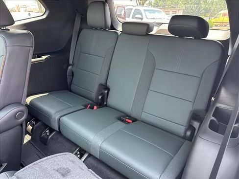 New 2026 GMC Acadia AT4 w/ Luxury Package AWD/4WD image 24