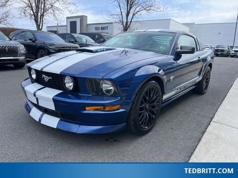 Used 2009 Ford Mustang GT image 3