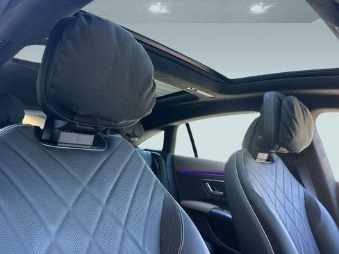 Certified 2023 Mercedes-Benz EQS 580 4MATIC Sedan image 16