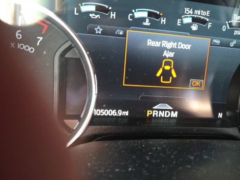 Used 2021 Ford Expedition Max Limited RWD image 2