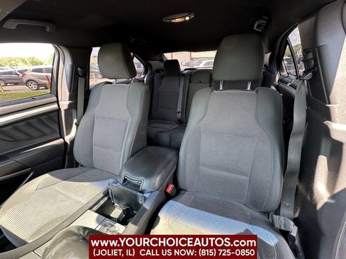 Used 2015 Ford Taurus SEL image 14