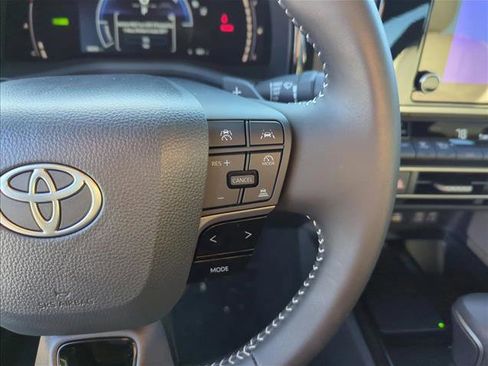 Certified 2026 Toyota Camry SE FWD image 17