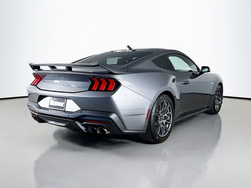 Used 2025 Ford Mustang GT Premium w/ GT Performance Package image 7