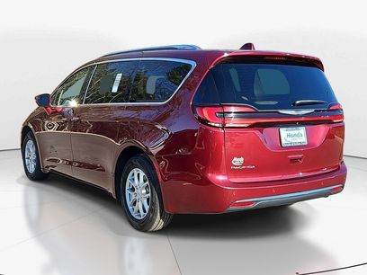 Used 2021 Chrysler Pacifica Touring-L