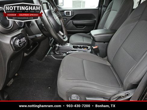Used 2022 Jeep Gladiator Sport AWD/4WD image 22