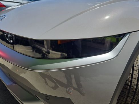 New 2025 Hyundai Ioniq 5 SE AWD/4WD image 31